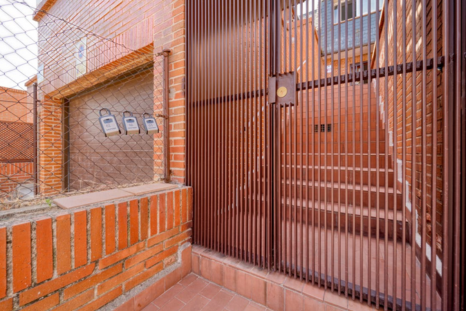 Top Albany Fencing Services: How to Pick the Right One